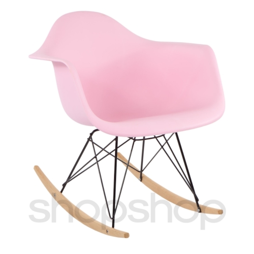 Cadeira Eames Eiffel Balanço - Base em Aço Preto e Madeira Clara - Assento Cor Rosa