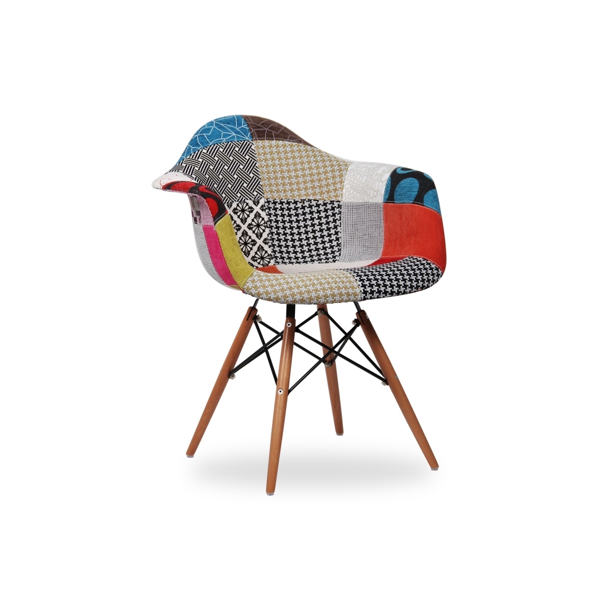 Cadeira Eames Eiffel Com Braços e Base Madeira - Assento Revestido em Patchwork (Frente e Atrás)